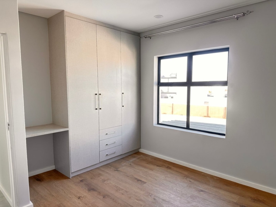 4 Bedroom Property for Sale in Sandown Western Cape